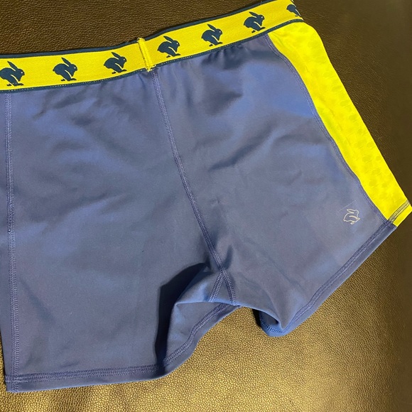 Run in Rabbit legs lite shorts Boston color - Picture 2 of 4
